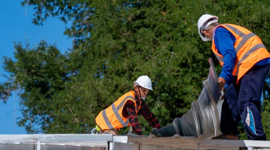 Expert Emergency Roof Repairs services in Mcintosh, MN